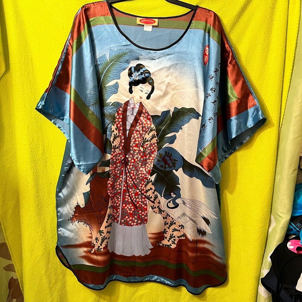 Shanghai SoHo Asian Satin Poncho One Size Graphic Colorful